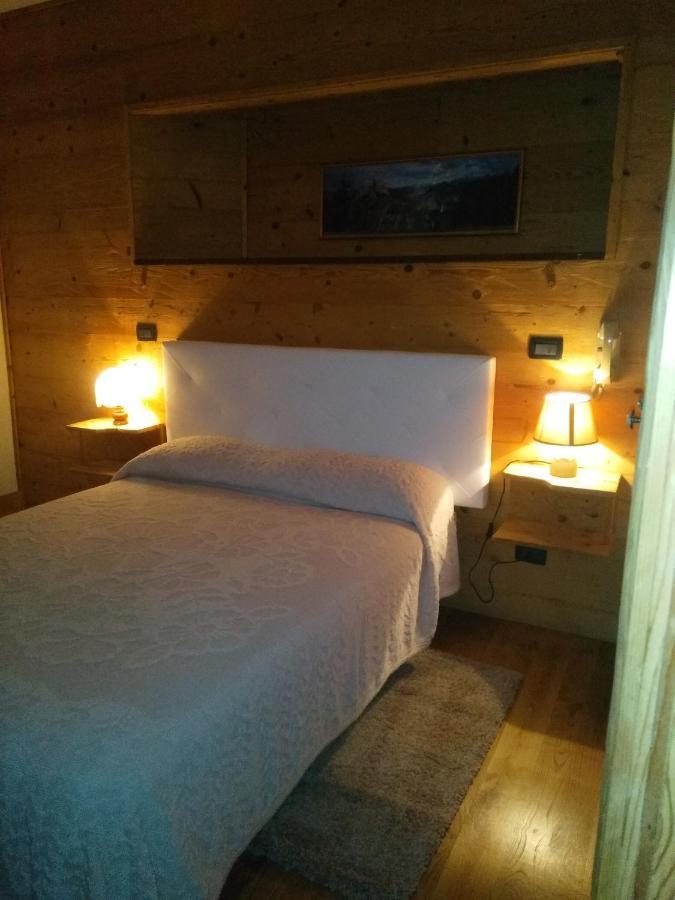 Albergo Martinet Вернанте Экстерьер фото