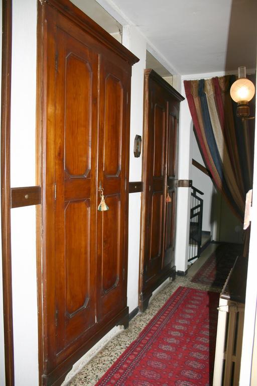 Albergo Martinet Вернанте Экстерьер фото