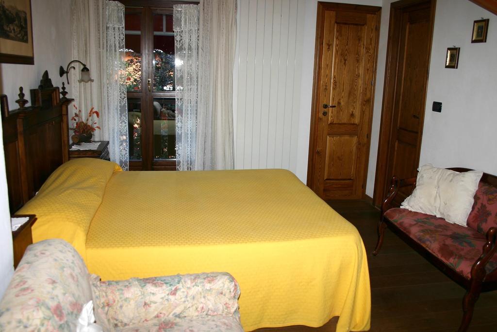 Albergo Martinet Вернанте Экстерьер фото