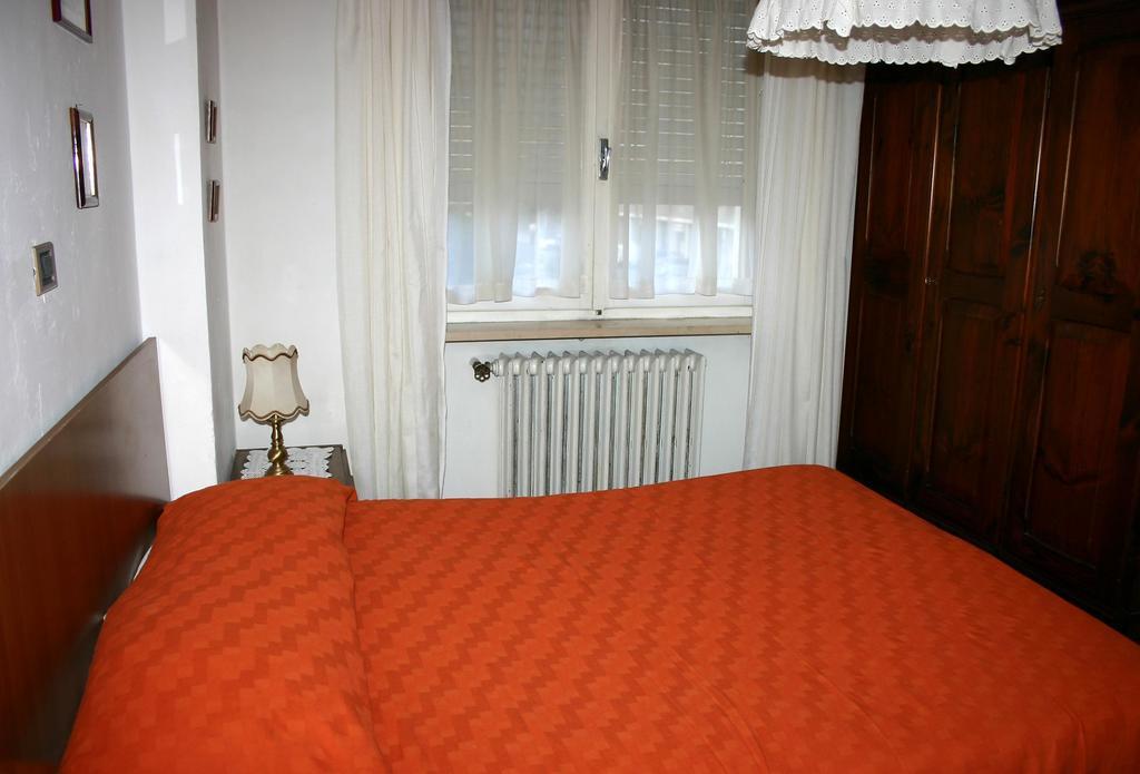 Albergo Martinet Вернанте Экстерьер фото